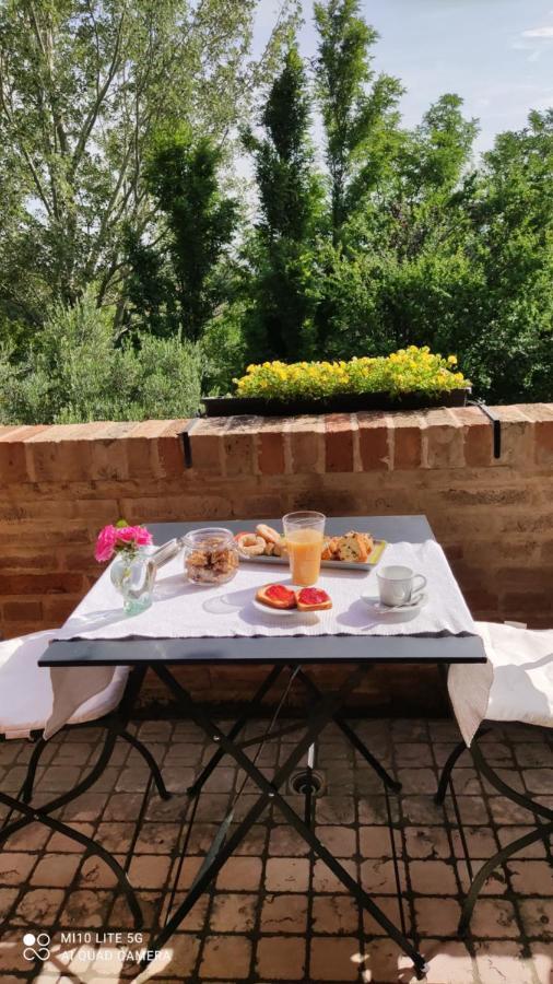 Luci Sui Monti Bed and Breakfast Sarnano Eksteriør billede